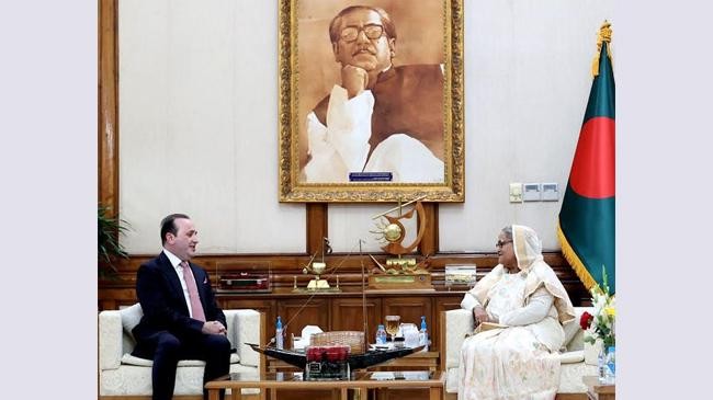 prime minister sheikh hasina with the delegation of d 8 commerce ministers