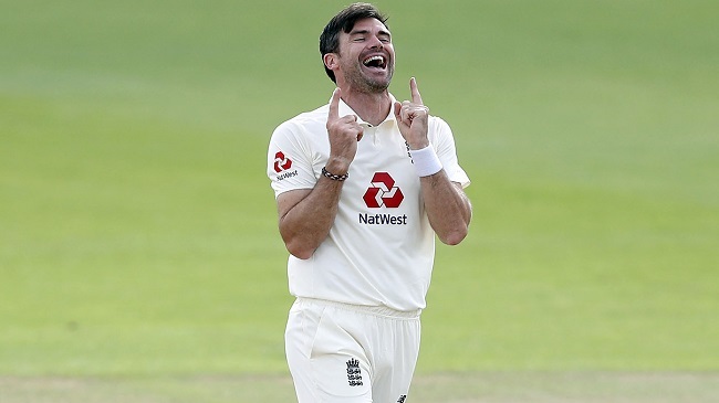 anderson celebrates taking his 600th test wicket