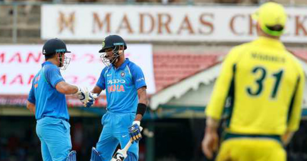 dhoni and hardin batted well against australia
