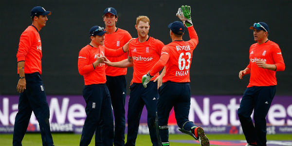 england won by 5 runs in only t 20