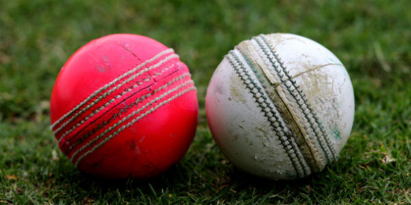 gavaskar wants pink ball in odi crkcet instead of white ball