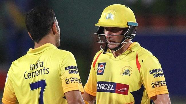 hussey and dhoni