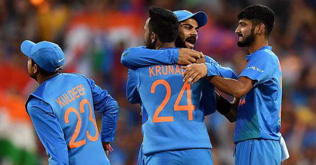 india celebrate a wicket