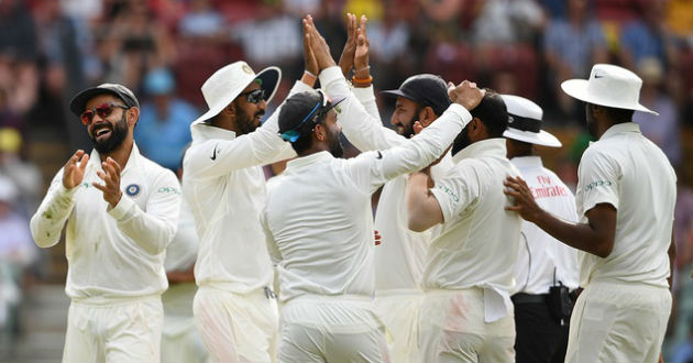 india celebrate a wicket 1