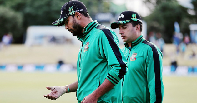 mashrafe suffered a fructure on his hand