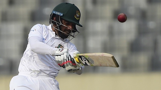 mominul haque punishes a short ball