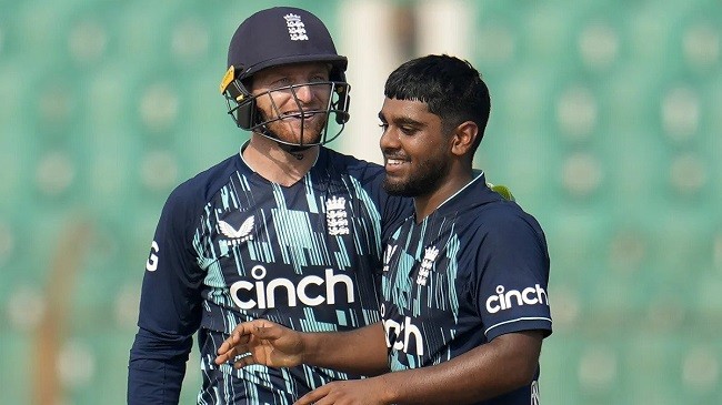 rehan ahmed celebrates his maiden odi wicket with jos buttler