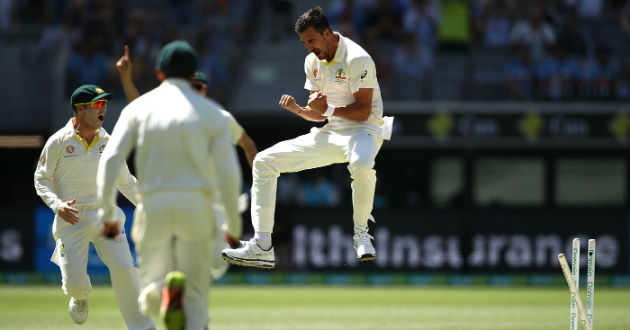 starc removed rahul in the first over
