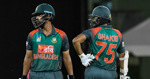 tamim and shakib missed many balls while bangladesh need runs