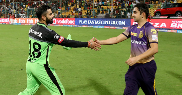 virat shaking hand with gambhir after losing the match