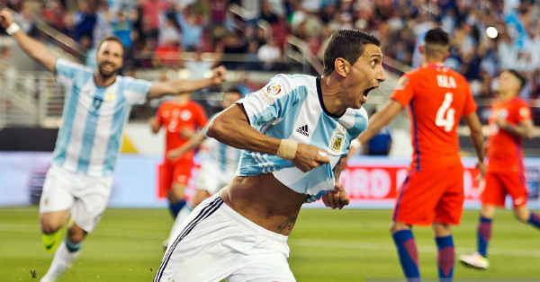 argentina started copa america beating chile by 2 1 goals