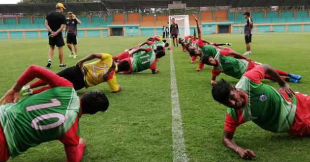 bangladesh football team prepare for pakistan