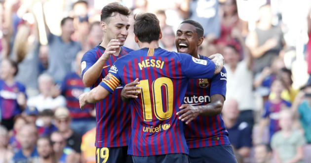 barcelona celebrate their goal