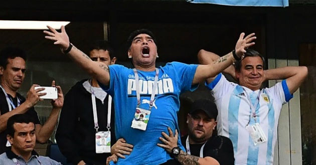 maradona celebrating win against nigeria