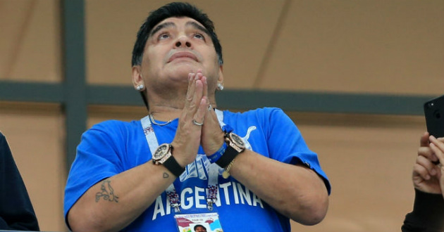 maradona trying to motivate argentina