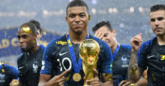 mbappe with world cup