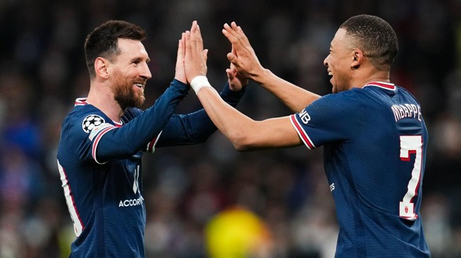 messi and mbappe psg 5