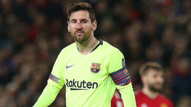 messi was left with a cut on the bridge of his nose and his eye at old trafford
