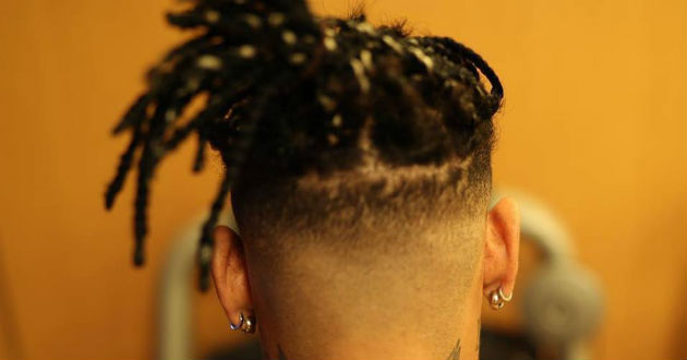 neymar comes out with his new hairstyle