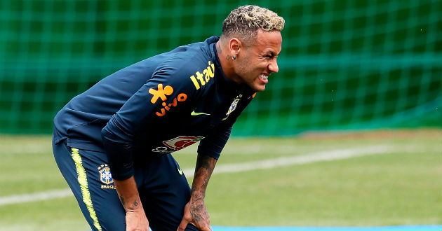 neymar limps out of brazil training session