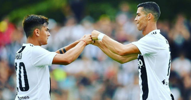 ronaldo gets his first goal from juventus