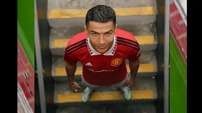 the advert for manchester united s new shirt with cristiano ronaldo