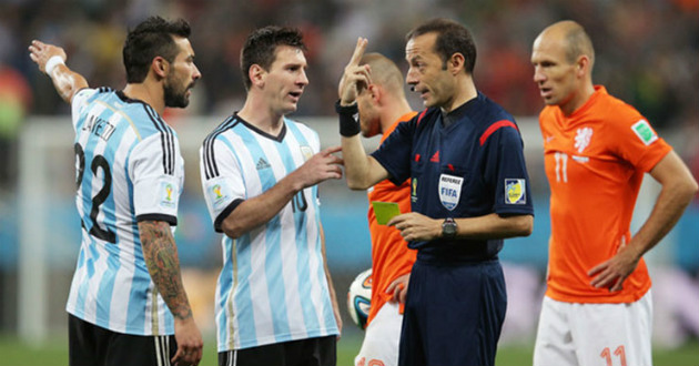 turkish referee in argentina nigeria match