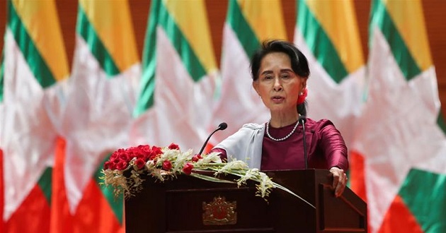 Aung San Suu Kyi on mike