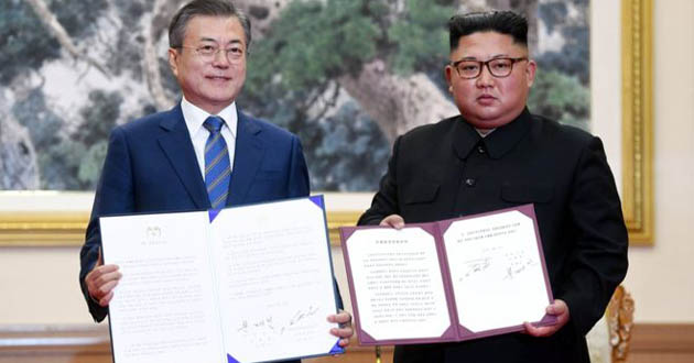 Moon Jae in and Kim Jong un signed pyongyang