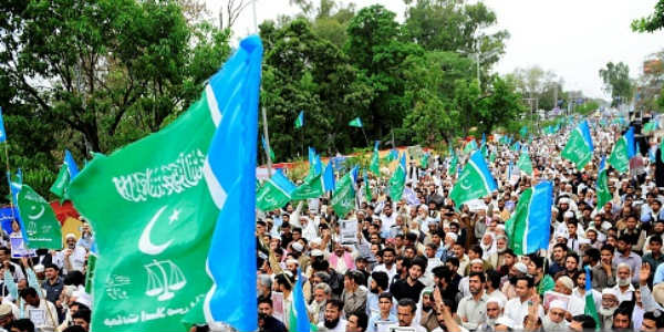 bangladesh criticized position of pakistan about execution of nizami