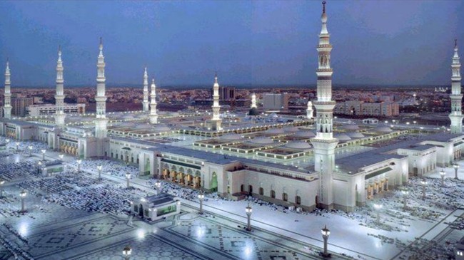 beautiful masjid e nabvi