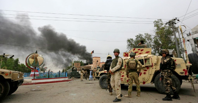 blasts in afganistan kill 8