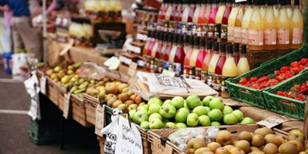 fruit market in russia
