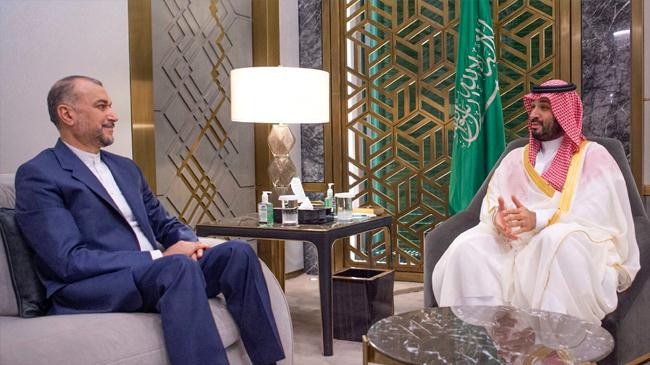 iran foreign minister hossein amir abdollahian and saudi arabia crown prince mohammad bin salman