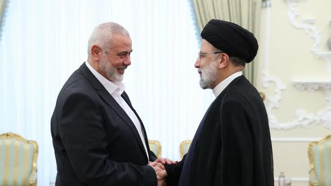 iranian president ebrahim raisi with ismail haniyeh