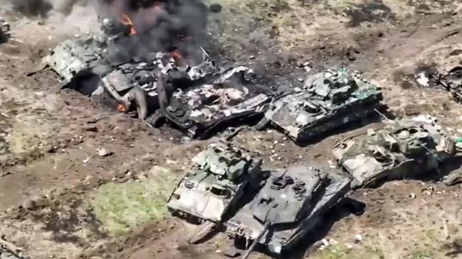 leopard 2 tank destroyed