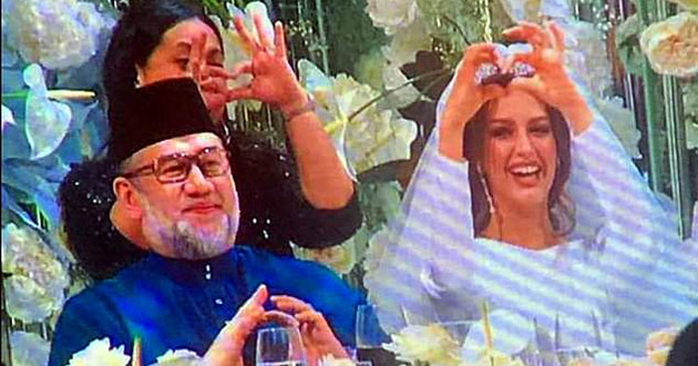 miss moscow marries malaysian king2 pic