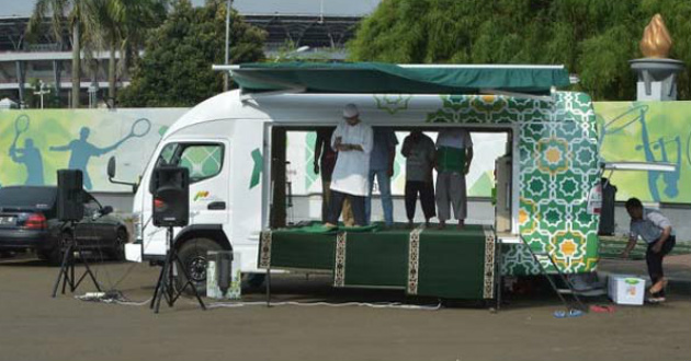 mobile mosque in japan1
