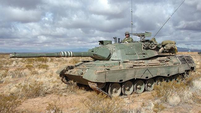 old leopard 1 tank