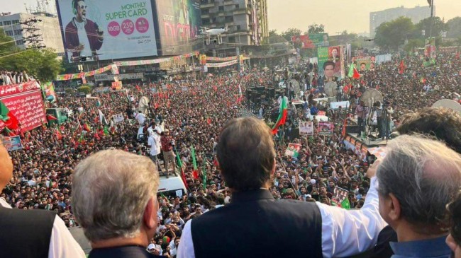pakistan imran khan long march 