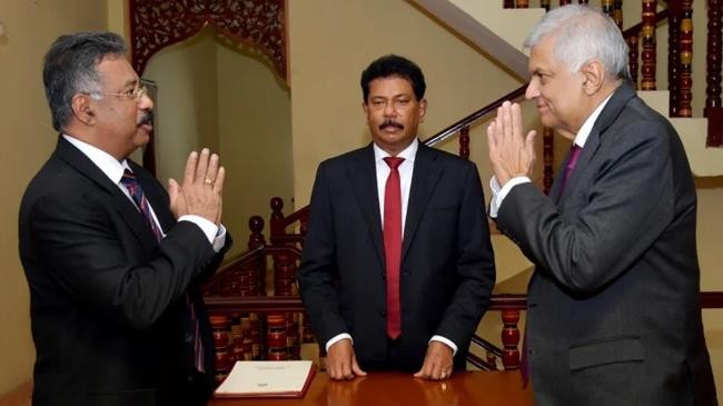 prime minister ranil wickremesinghe becomes interim sri lankan president
