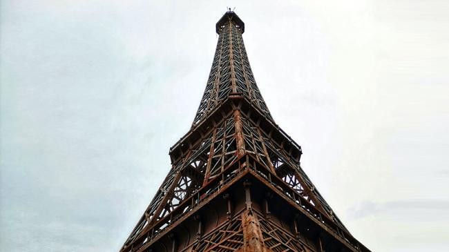 rusted eiffel tower