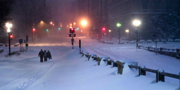snow storm has been stopped in usa