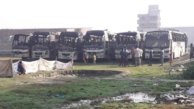 12 buses on fire 1