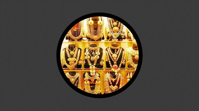 দেশের বাজারে কমলো সোনার দাম