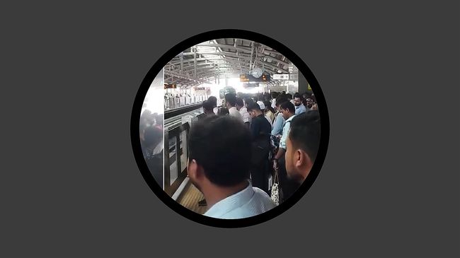 যান্ত্রিক ত্রুটির কারণে মেট্রোরেল চলাচল ব্যাহত
