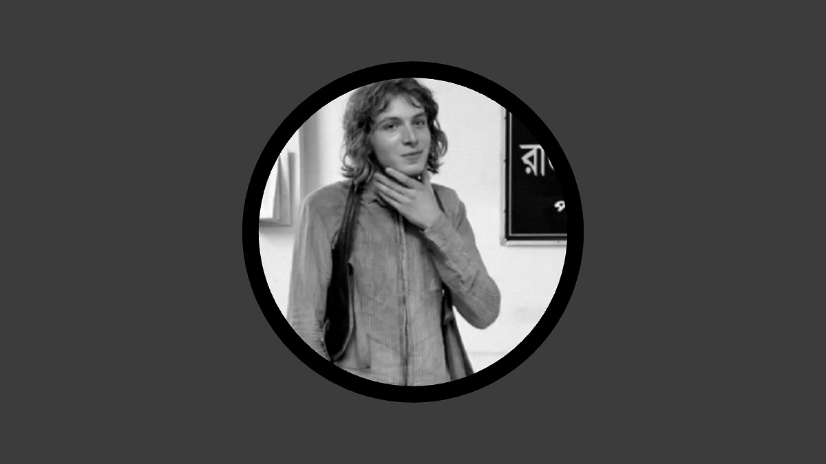 জার্মান পর্যটকের ম্যাকবুক উদ্ধার, এখনও মেলেনি ক্যামেরা