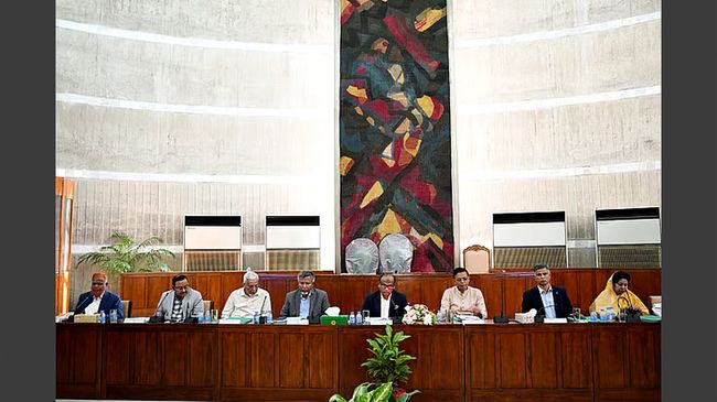 সরকারি কাজে অসহযোগিতাকারীদের বিরুদ্ধে ব্যবস্থার সুপারিশ