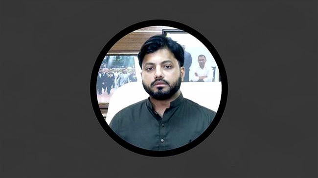 ইশরাকের পদত্যাগপত্র গ্রহণ, প্রজ্ঞাপন জারি