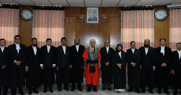 18 new judges sowrn